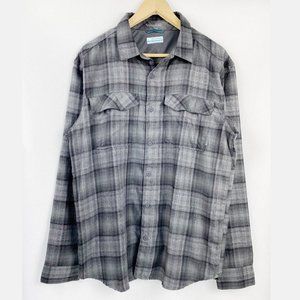 Columbia, NWOT, Men's Plaid Flannel Gray Shirt Sz Medium